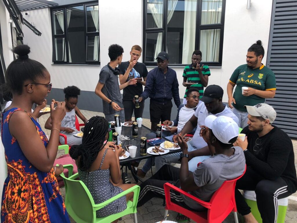 Party Time - TaTe Village